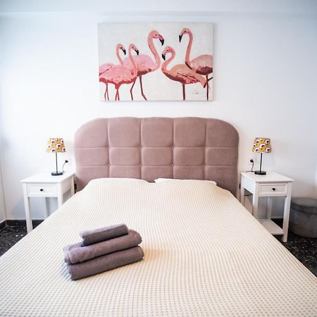 Explore Greece From Apartment With Private Garden Chalkís Zewnętrze zdjęcie
